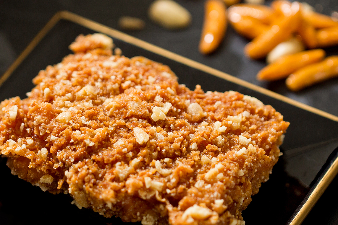 ファミチキ柿の種(うめ味)