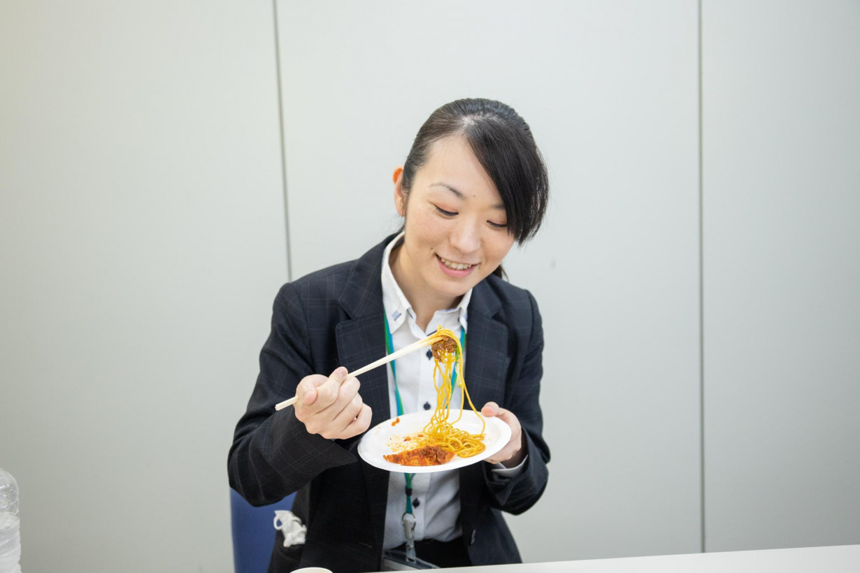 実食レポ！辛党部隊の本気を見よ！沖縄ファミマ限定の「激辛フェア」スタート