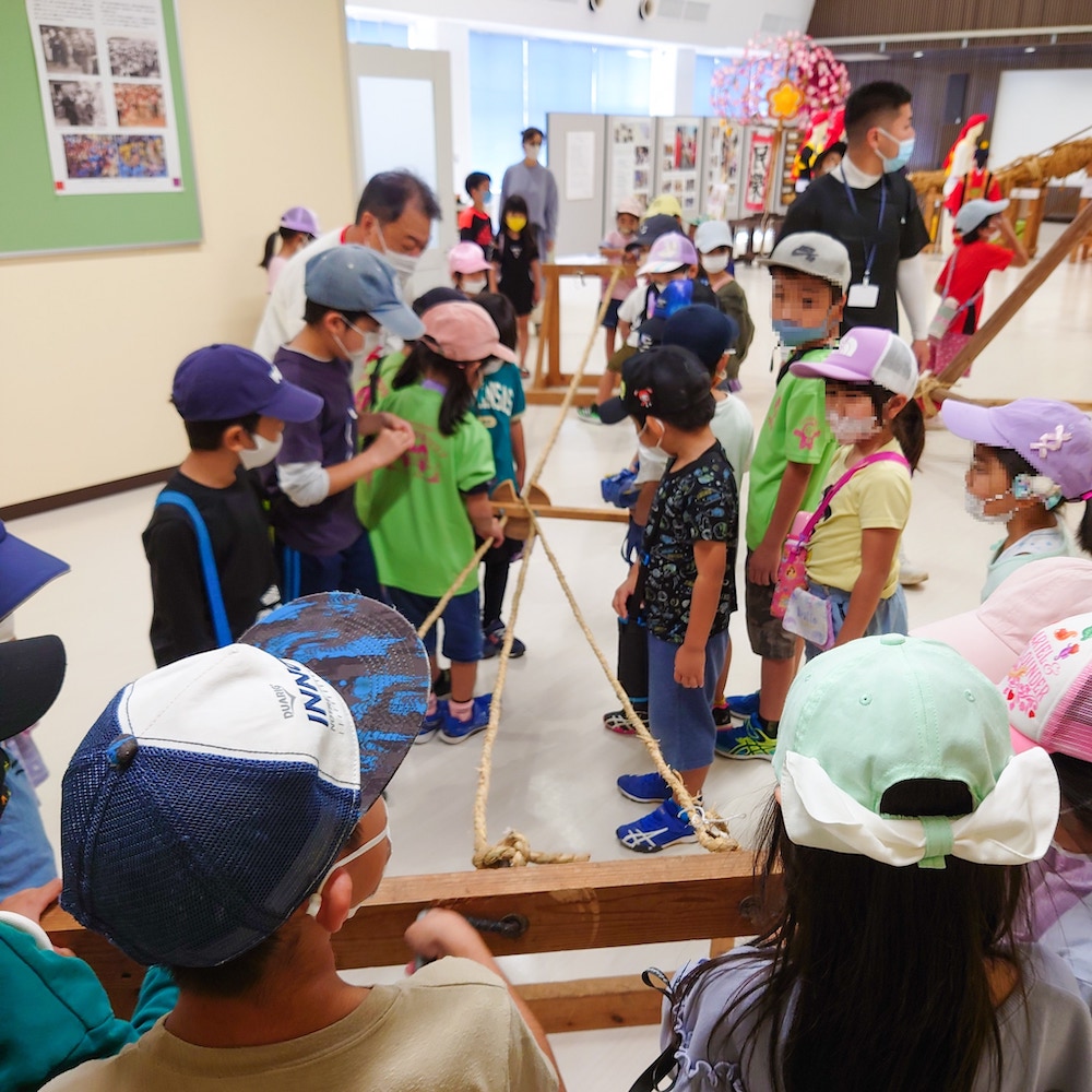 与那原大綱曳資料館