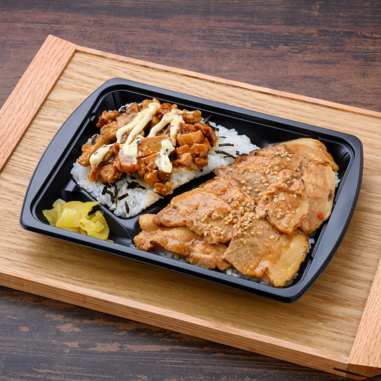 炙り豚焼肉＆焼き鳥弁当